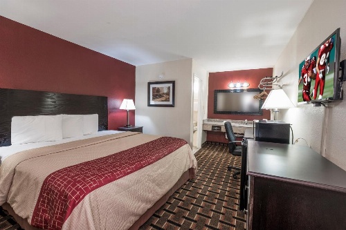 Red Roof Inn Mobile - Midtown image 2